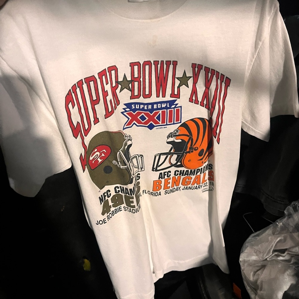STARTER White Super Bowl XXIII Kids Graphic Tee with Red and Orange Accents